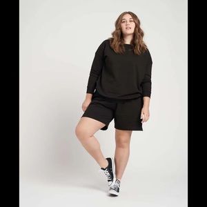 Universal Standard Lauren Core Terry Sweatshirt Black Onyx 22-24 Size Large